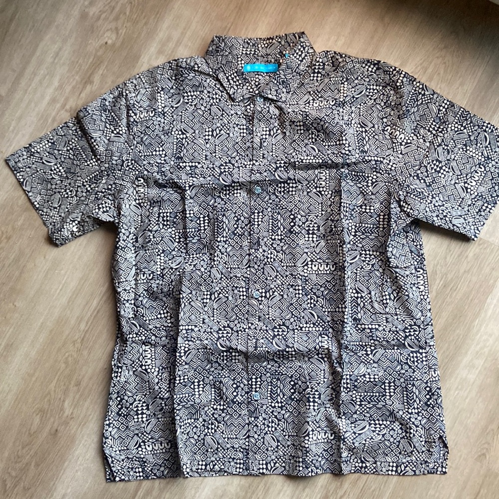 Tori Richard Men’s Button Up Short Sleeved Shirt - L - 100% cotton lawn
